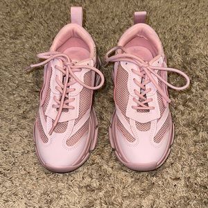 Steve Madden Possession dusty pink sneaker size 7